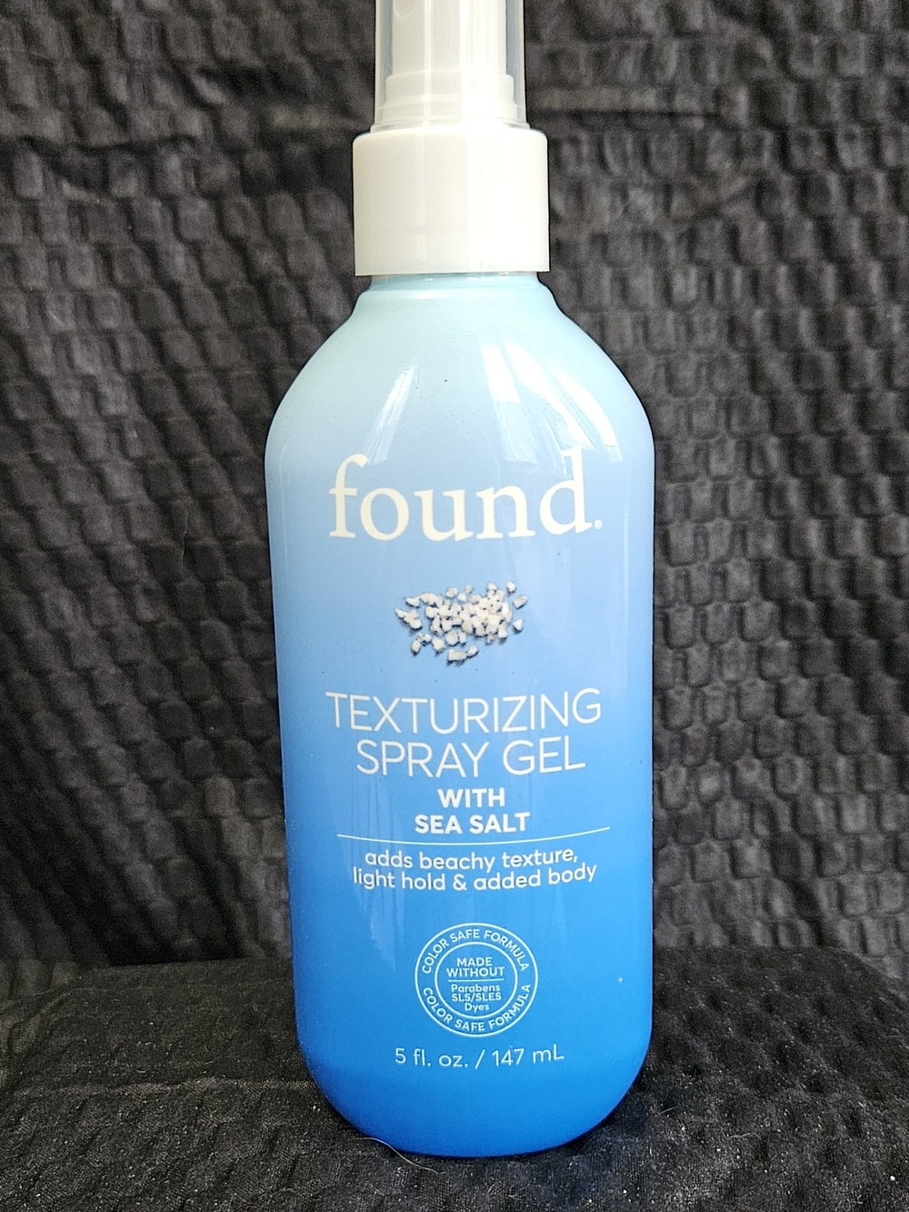 found. Texturizing Spray Gel with Sea Salt